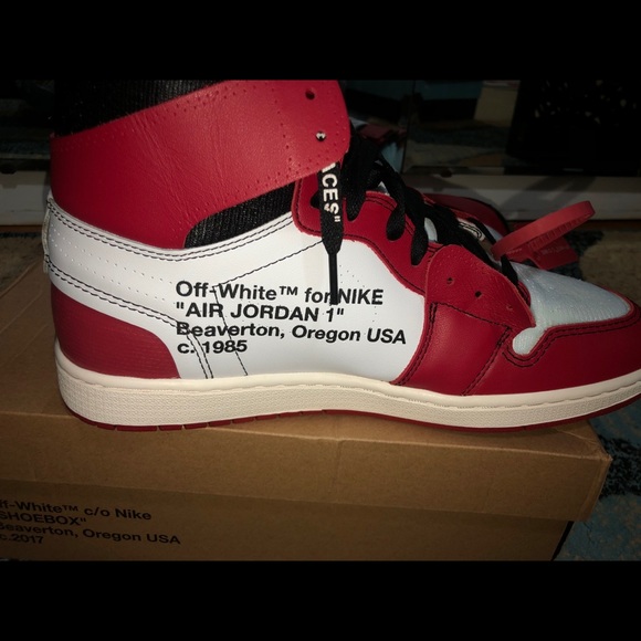 Jordan 1 off-white Chicago